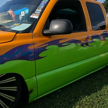 Slammed Lowered Chevrolet 1500 Pickup Truck