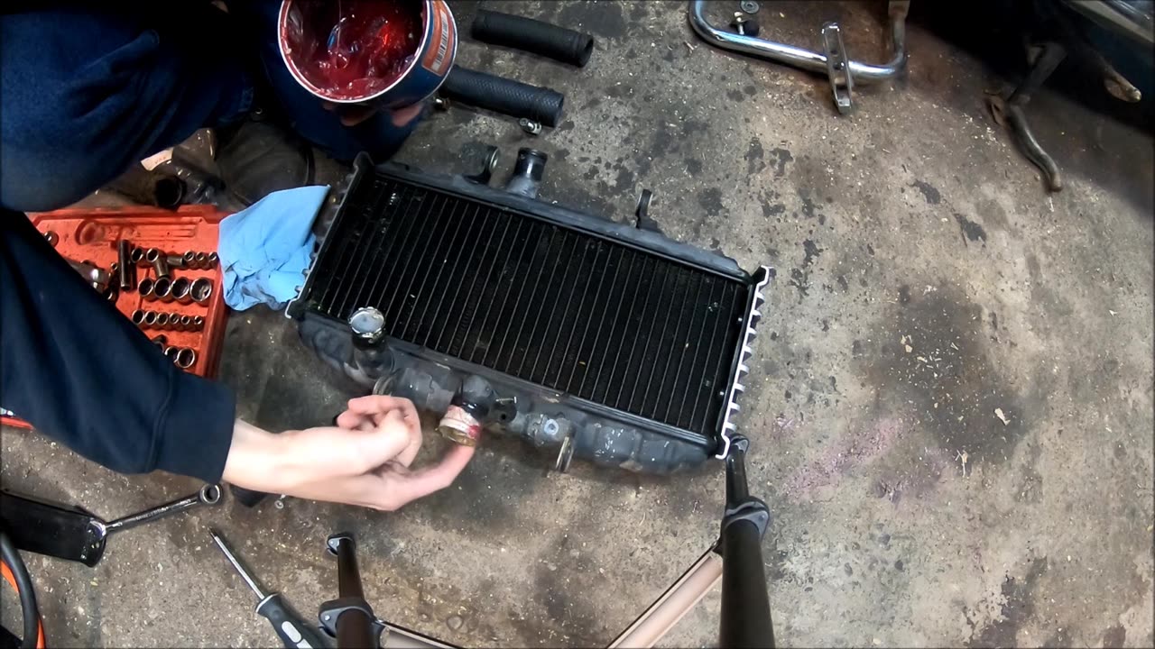 1976 Suzuki GT750 rebuild part 2