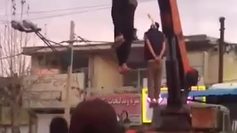 Iran: 3 robbers brutally killed a jeweller in his shop, as an example they were publicly executed..