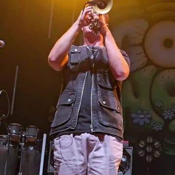 Jeffrey Pinsker Smith (Couch) - LIVE @ The Eastern (Short)