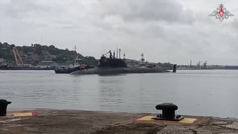 Russian ships of war enter port of Havana 😱