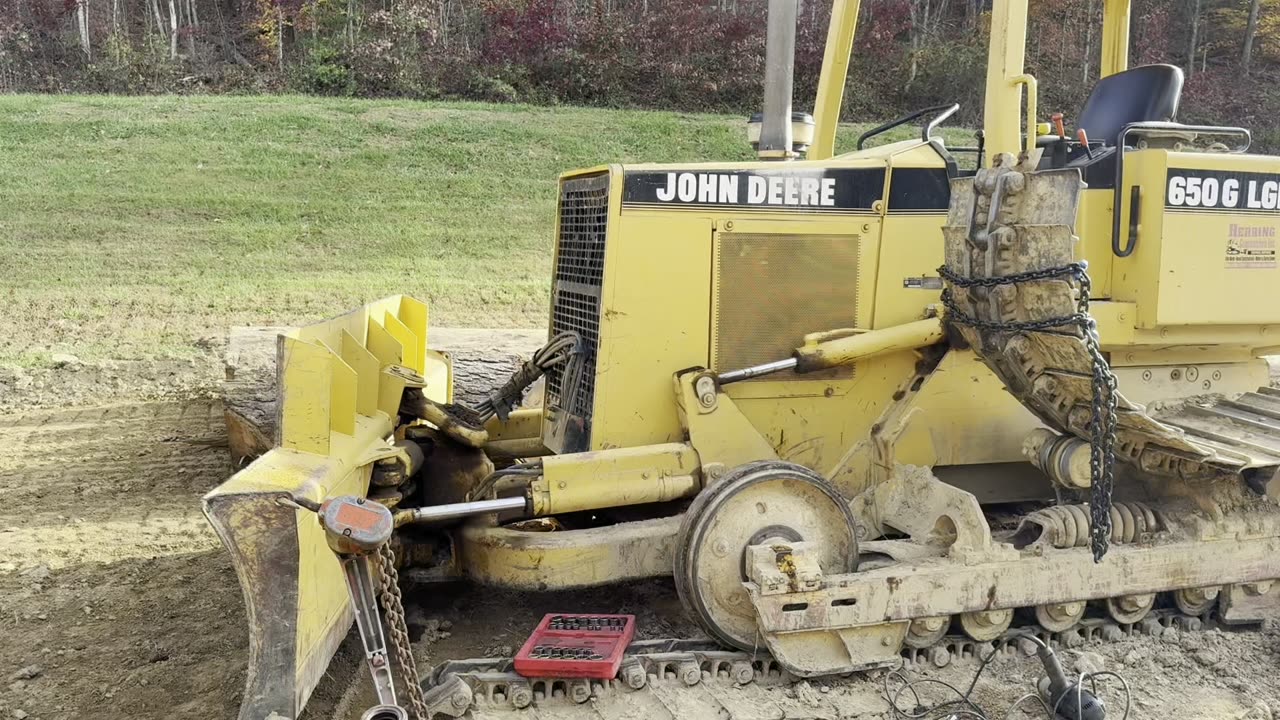 Changing Track adjustment seals