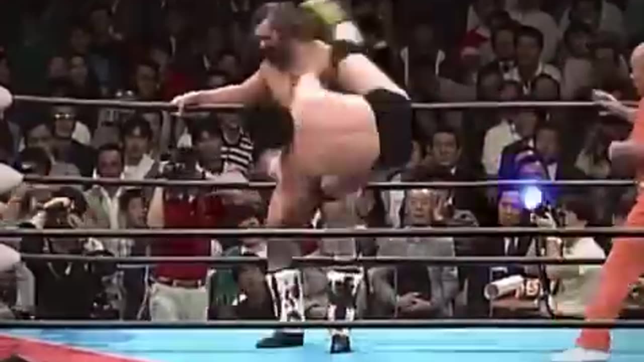 Bruiser Brody vs Tenryu