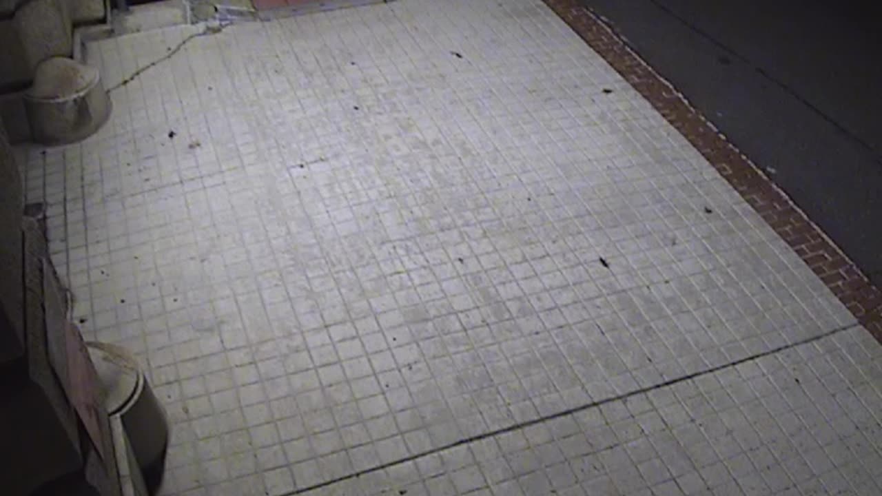 3203LHOBBACStLoadingDockExteriork_2021-01-05_22h40min01s407ms.mp4