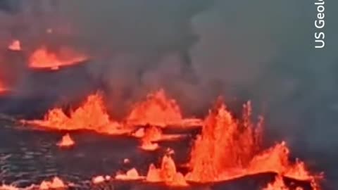 Hawaii's Kilauea volcano erupted again on Sunday. #Shorts #KilaueaVolcano #NewsLivetv