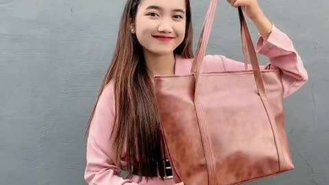 Banyak potongan harga yukk cek keranjang kuning✨dan jangan lupa join live sampai tanggal 11 November