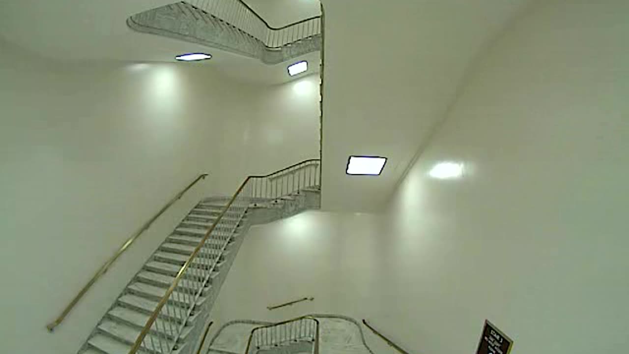 3151RHOB01Stair3_2021-01-05_04h40min01s050ms.mp4