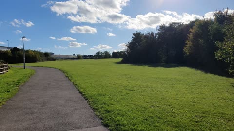 Exploring Dartford's Beautiful Green Tracks on Foot