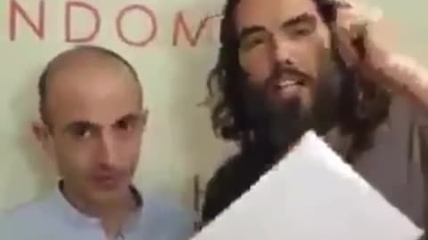 Russel Brand with Yuval Noah Harari 🤨