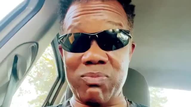 “CHINA JOE” IN A HOT TROT!! Escaping the media and any questions any way he can!!🤬👿