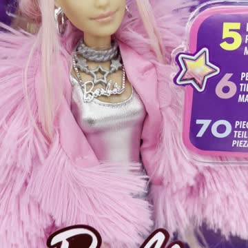 Barbie Extra 5 dolls