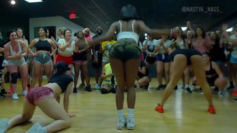 DDG Feat. YBN Nahmir, G Herbo & Blac Youngsta Run It Up Nastya Nass Twerk Tour Houston