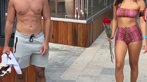 Feigning to present a rose-Funny Video