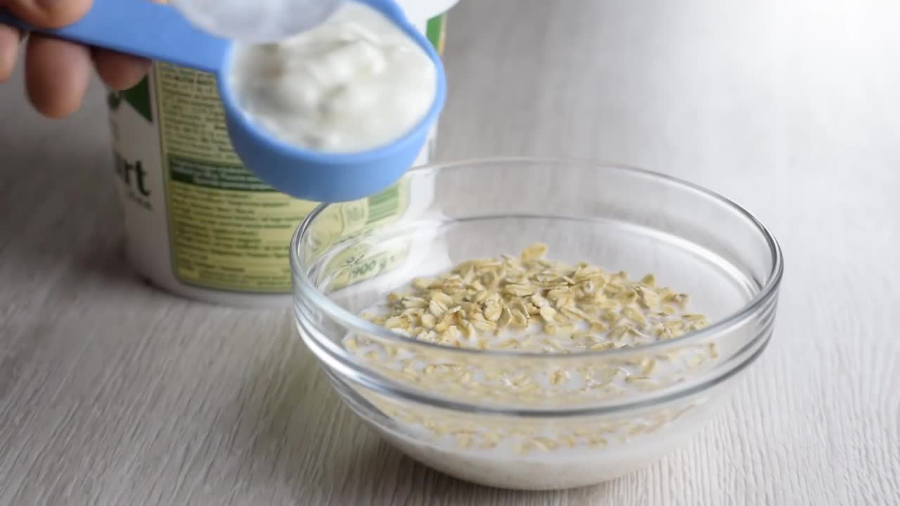 OVERNIGHT OATS I can eat for days without getting bored