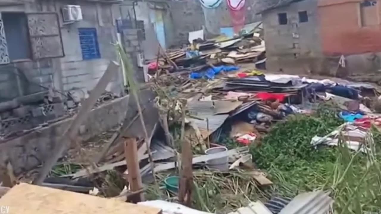 Apocalyptic Storm Devastates Mayotte: Survival Crisis