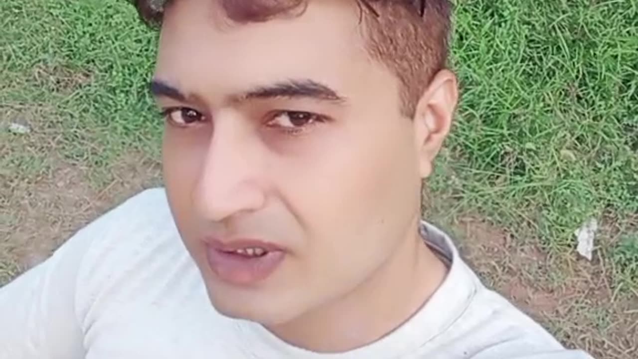 Sharab pete pete jis k hath