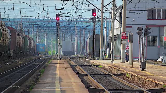 Railway. Crew asshole electric locomotive 3ES5K / БРИГАДА МУДАКОВ электровоза 3ЭС5К-425