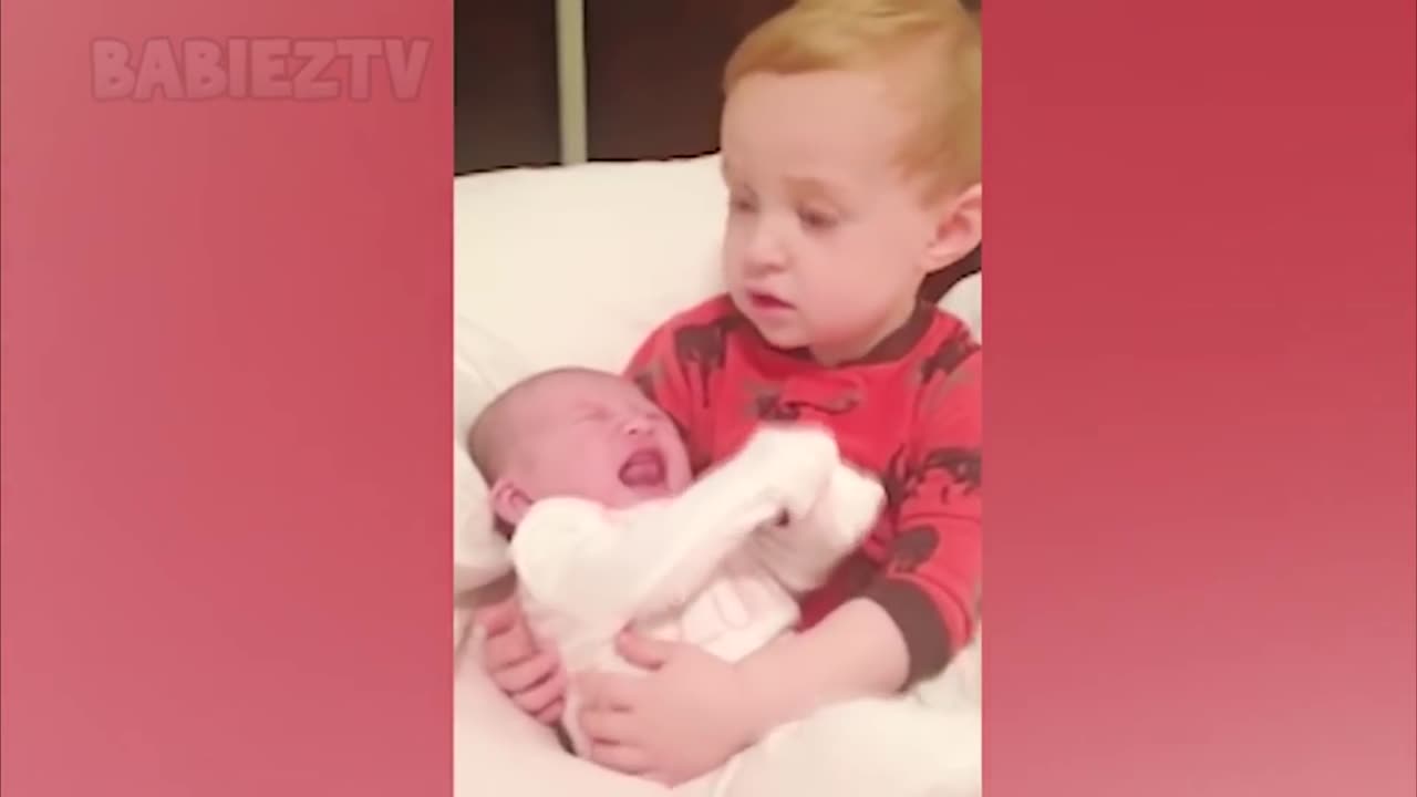 Cute and Adorable Moments of kids meeting newborn baby sibling for the first time