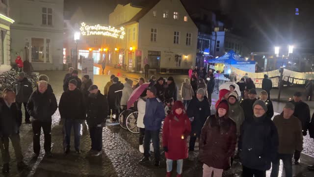 Greifswald - Dieter präsentiert einen Titel von Holger Biege