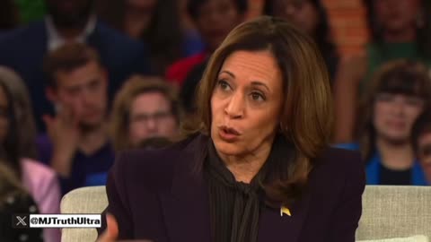 An audience member asked Kamala What she will do about the wide open border… She blamed Trump