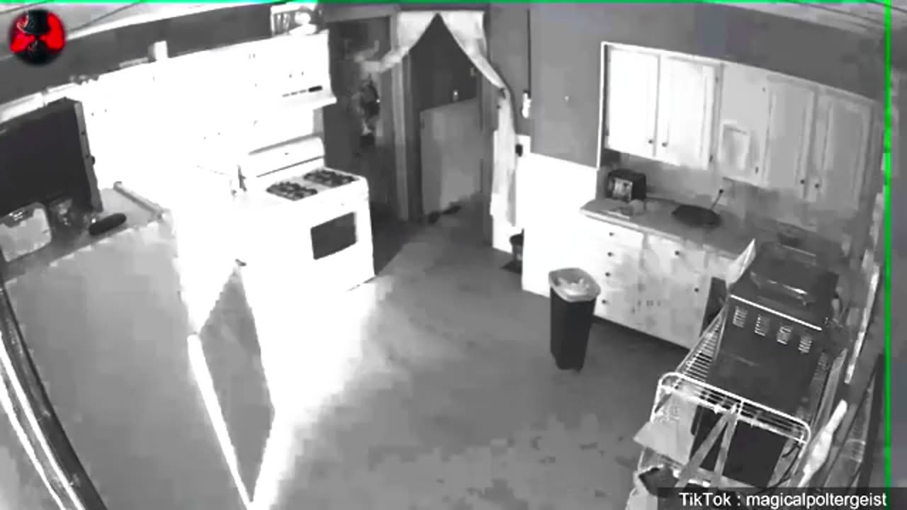 8 absolutely terrifying real ghosts caught on camera