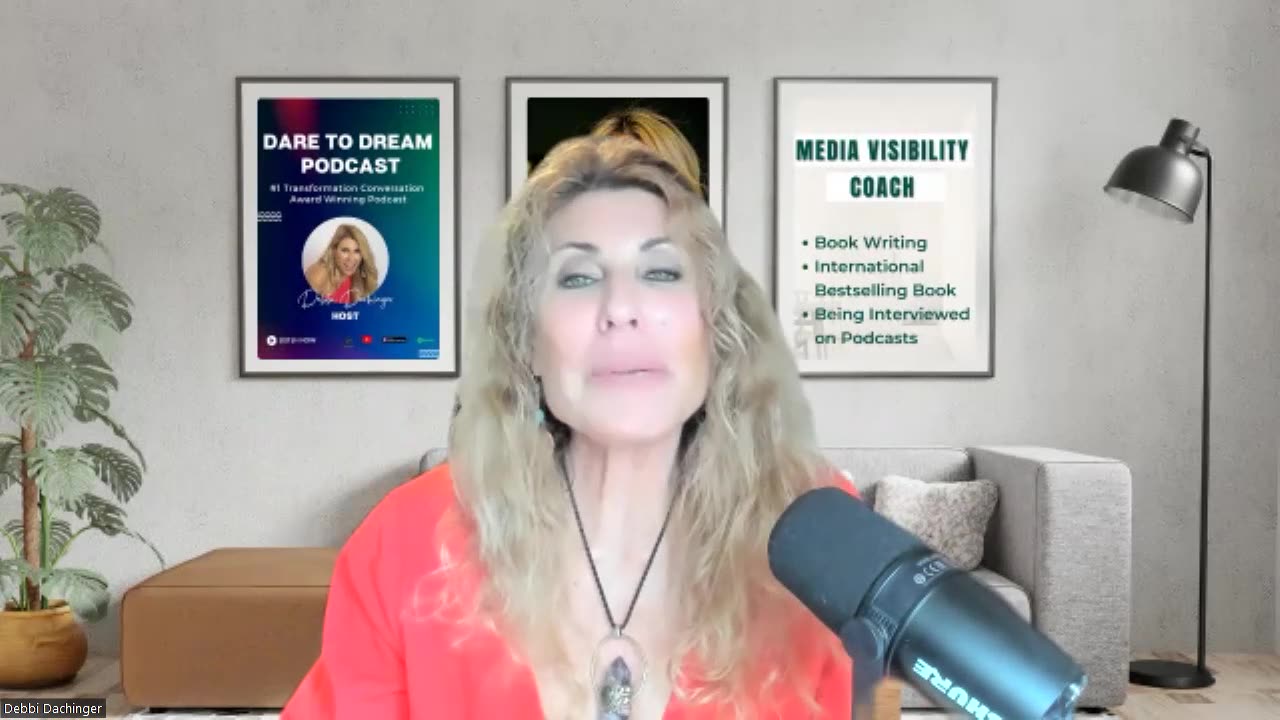 ALEXANDER QUINN: ET experiences Starseed & the Great Planetary Shift | Podcast With Debbi Dachinger