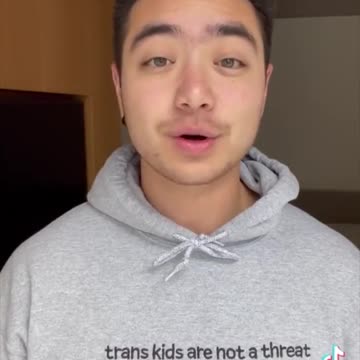 Transgender Educator Explains Trans to Kids