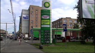 BP quits Russia in up to $25 billion hit