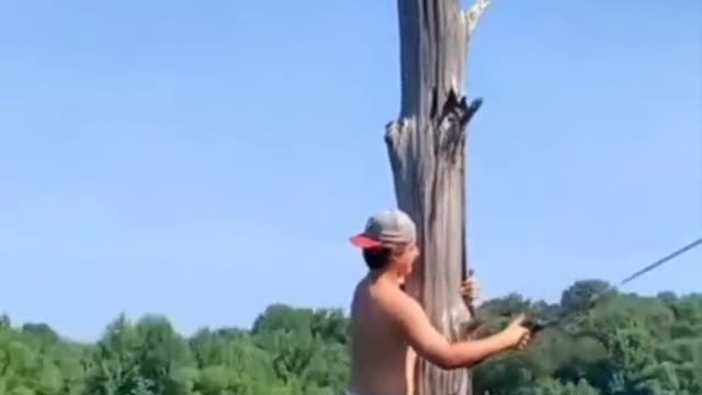To catch big fish, you must seize favorable terrain