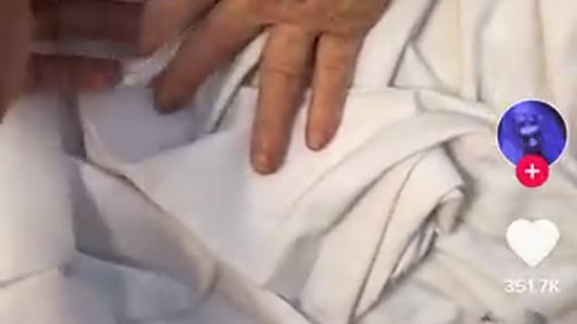 Mannequins as victims