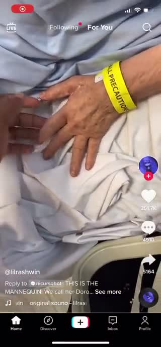 Mannequins as victims