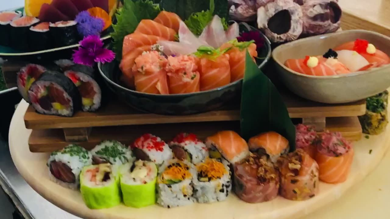 My sushi plating , my work . Sushi job in lisbon .