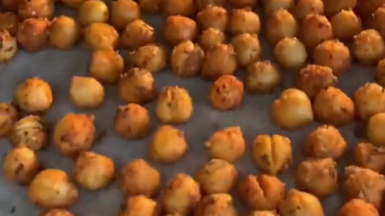 Crunchy Chickpea Poppers