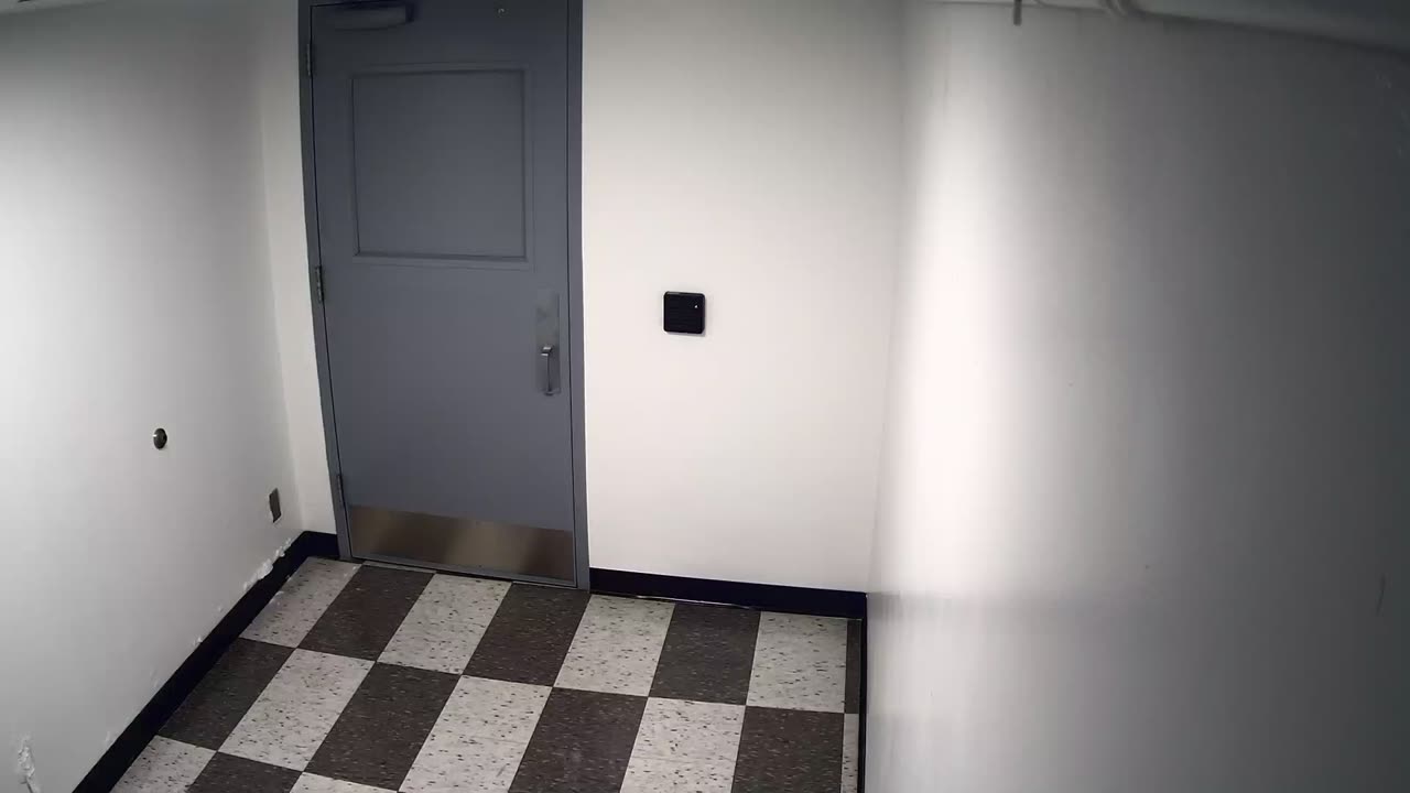 6119RHOBG1G104CLobby4_2021-01-06_07h00min01s527ms.mp4