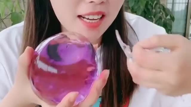 Ice eating asmr - Video Prank funny 😁🤣