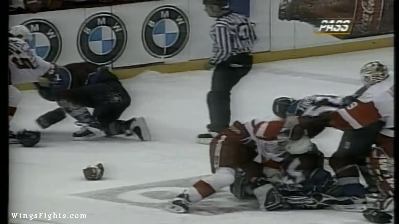 Massive Brawl - Patrick Roy (Colorado) Brawls with Mike Vernon (Detroit)