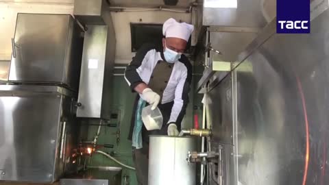 Záchytné centrum pro zajaté ukrajinské vojáky. Zde je jim poskytována základní lékařské péče