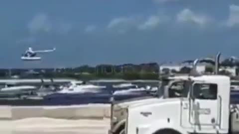 È fantastico!! Le barche si radunano per portare cibo, medicine e acqua a Cuba!💥💥💥