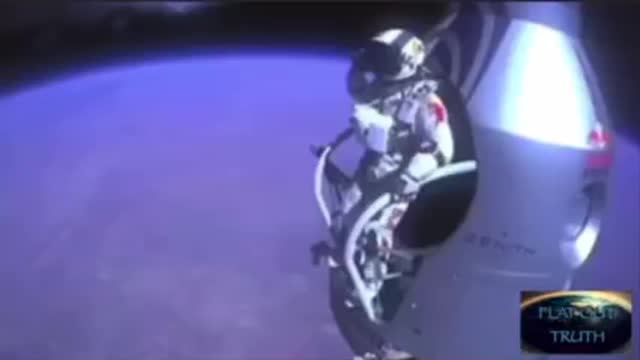 Red Bull Stratos televised jump vs practice jump without fisheye lens for curvature on flat earth