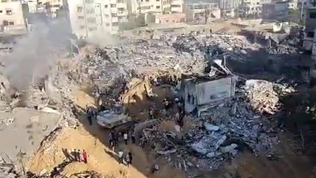 ISRAELWAR|lsraeli air attacks destroy an entire neighborhood in Gaza|WRF