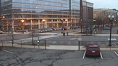 1901LOTS00Lot11SenateParking_2021-01-06_07h15min09s463ms.mp4