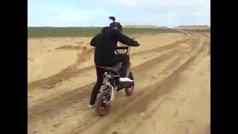 Kids fails on motorcycles 2017