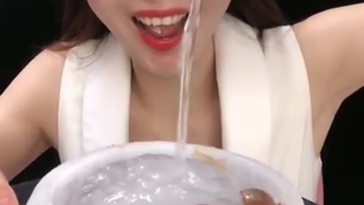 ASMR MUKBANG ICE EATING SOUNDS