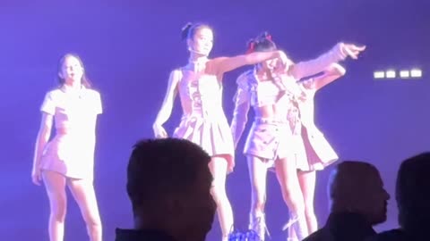 230304 BLACKPINK - Lovesick Girl at BORNPINK IN KUALA LUMPUR