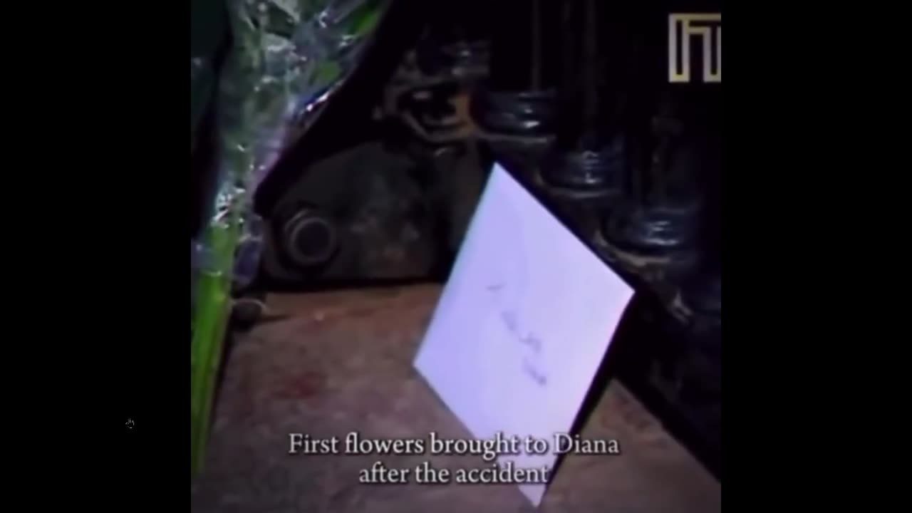 FLASHBACK: flowers brought to princess Diana after her accident day 1 vs day 2