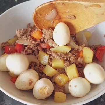 Pork Giniling with Quial Egg. Easy Delicious Homemade minced pork #pork #food #recipe #howto