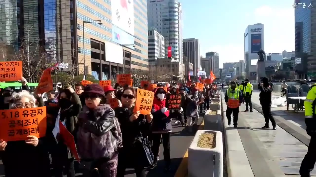20190327_V3_S03(swjShz3G8Wc)5.18 유공자 및 공적조서 공개 촉구를 위한 청와대로의 행진