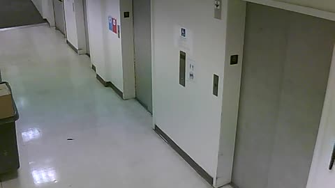 3904PSQB06FreightLobbyRear_2021-01-05_06h20min00s943ms.mp4