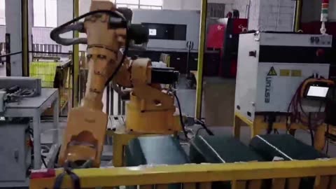 Very good looking factory blockbuster, a must see.