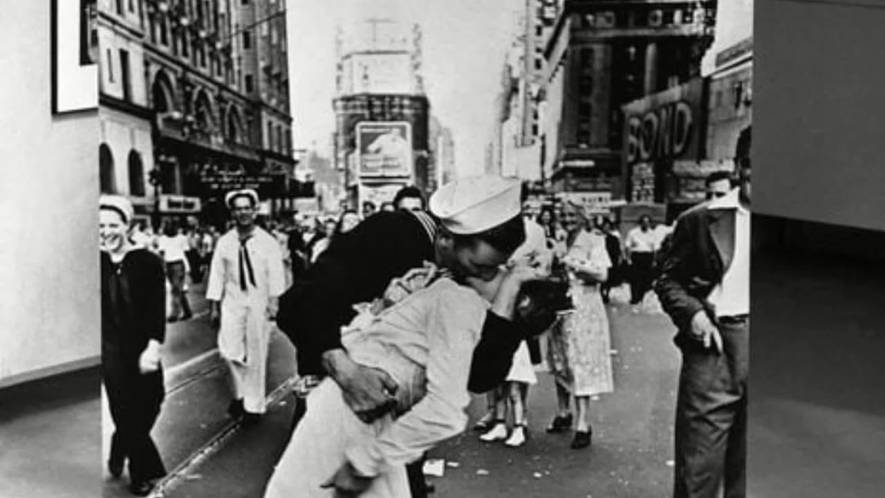 The American Spirit: Iconic Photos from WWII to Hollywood Glamour #Shorts